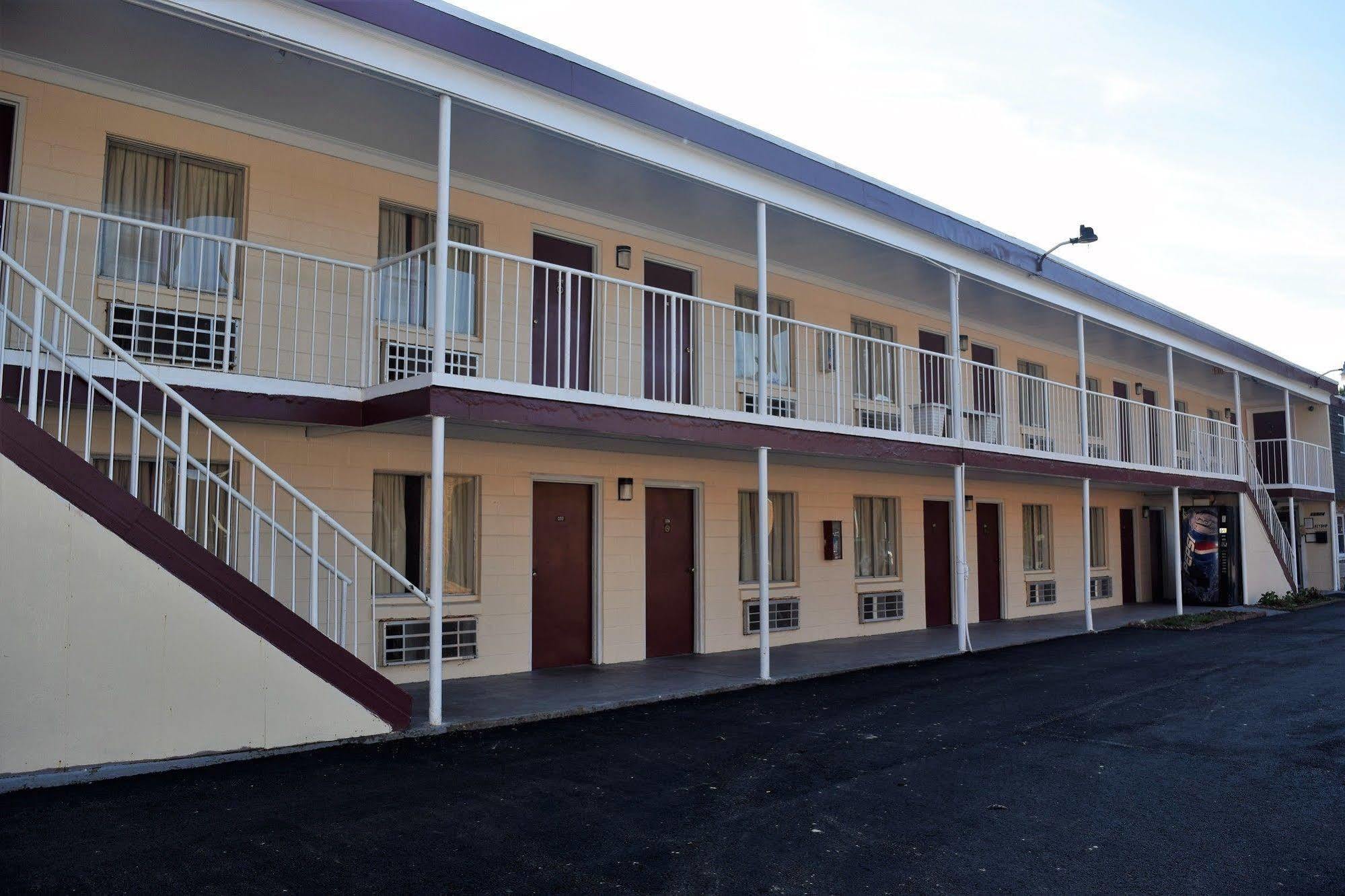 Fort Eustis Inn 뉴포트 뉴스 외부 사진